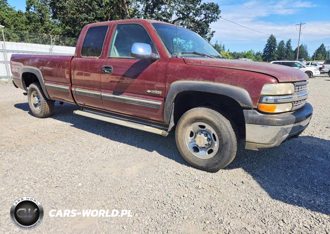 2000 Chevrolet Silverado K2500 VIN:1GCGK29U5YE418093 - 4
