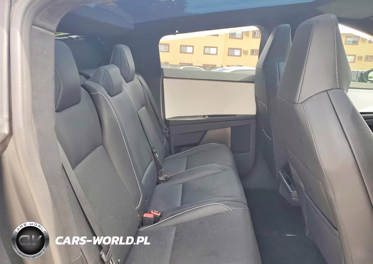 2024 Tesla Cybertruck VIN:7G2CEHEE5RA039371 - 10
