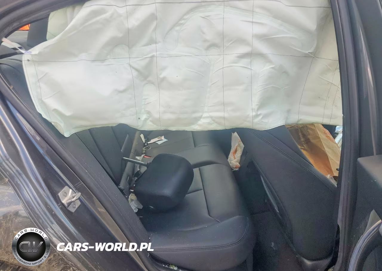 2018 BMW 330 Xi VIN:WBA8D9C59JA614301 - 10