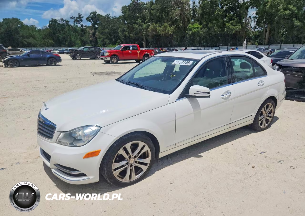 2013 Mercedes-Benz C 250