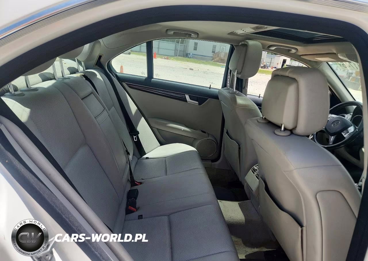 2013 Mercedes-Benz C 250 VIN:WDDGF4HBXDR283587 - 10