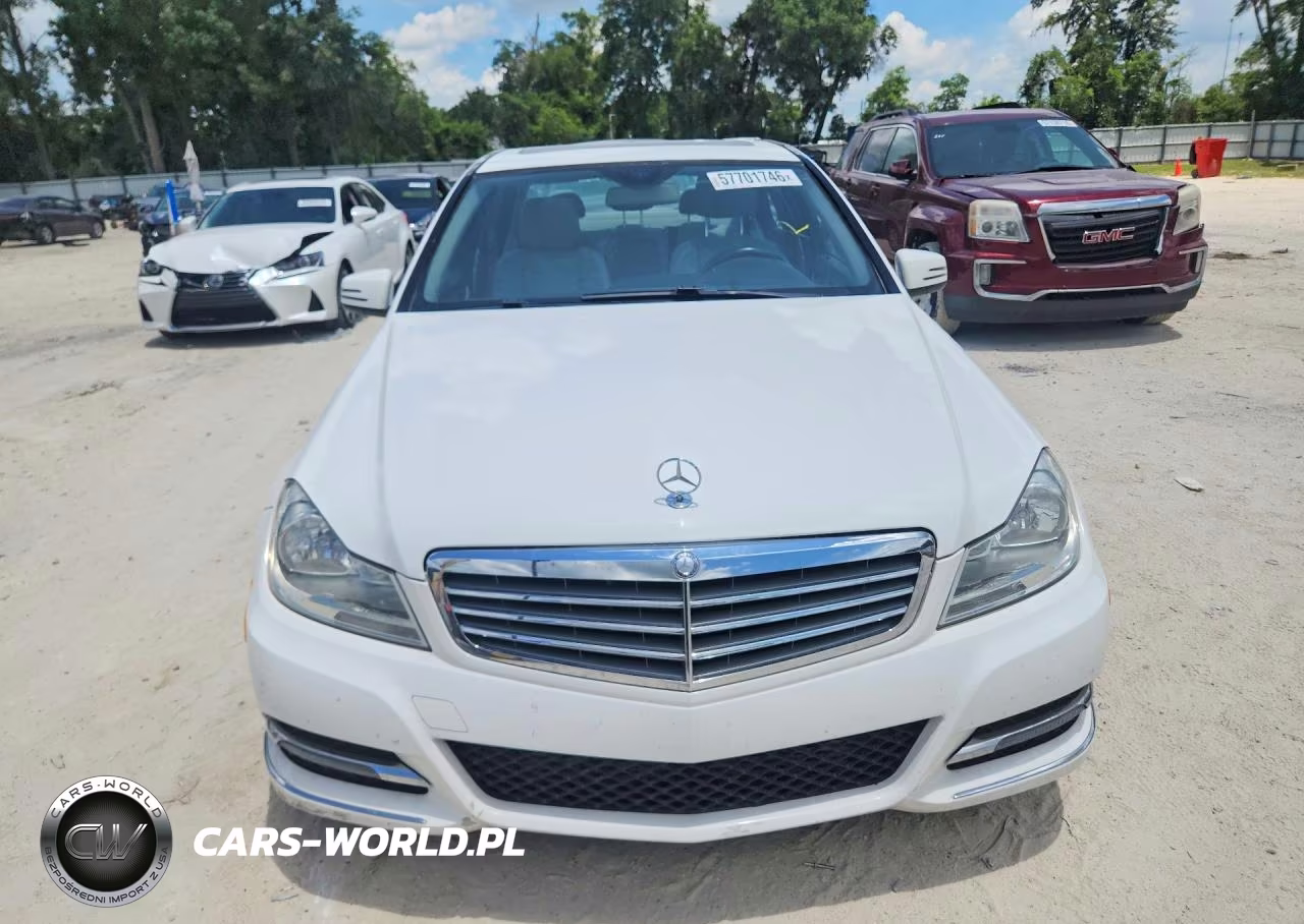2013 Mercedes-Benz C 250 VIN:WDDGF4HBXDR283587 - 5