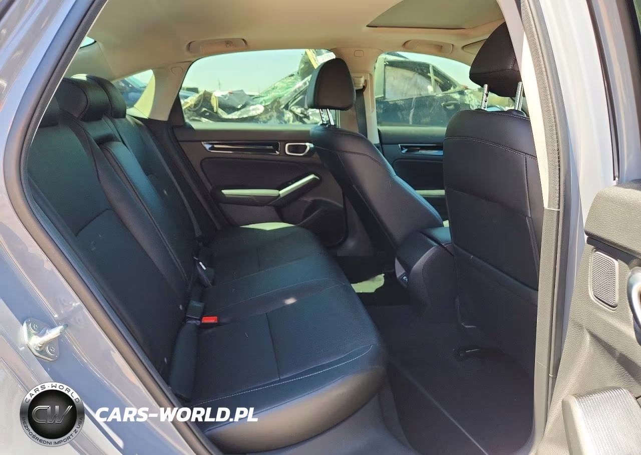 2024 Honda Civic Touring VIN:2HGFE1F98RH312469 - 10