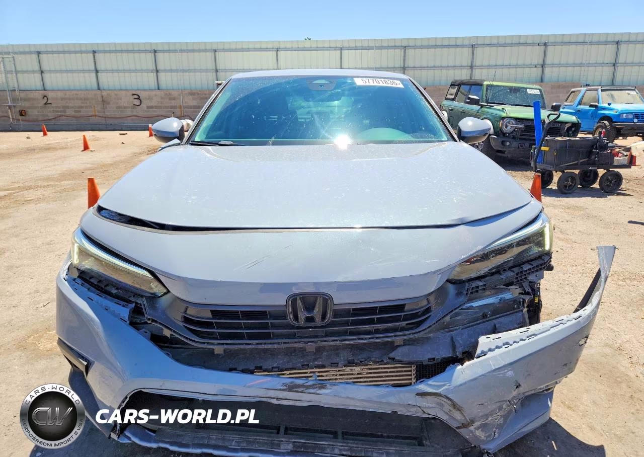 2024 Honda Civic Touring VIN:2HGFE1F98RH312469 - 5