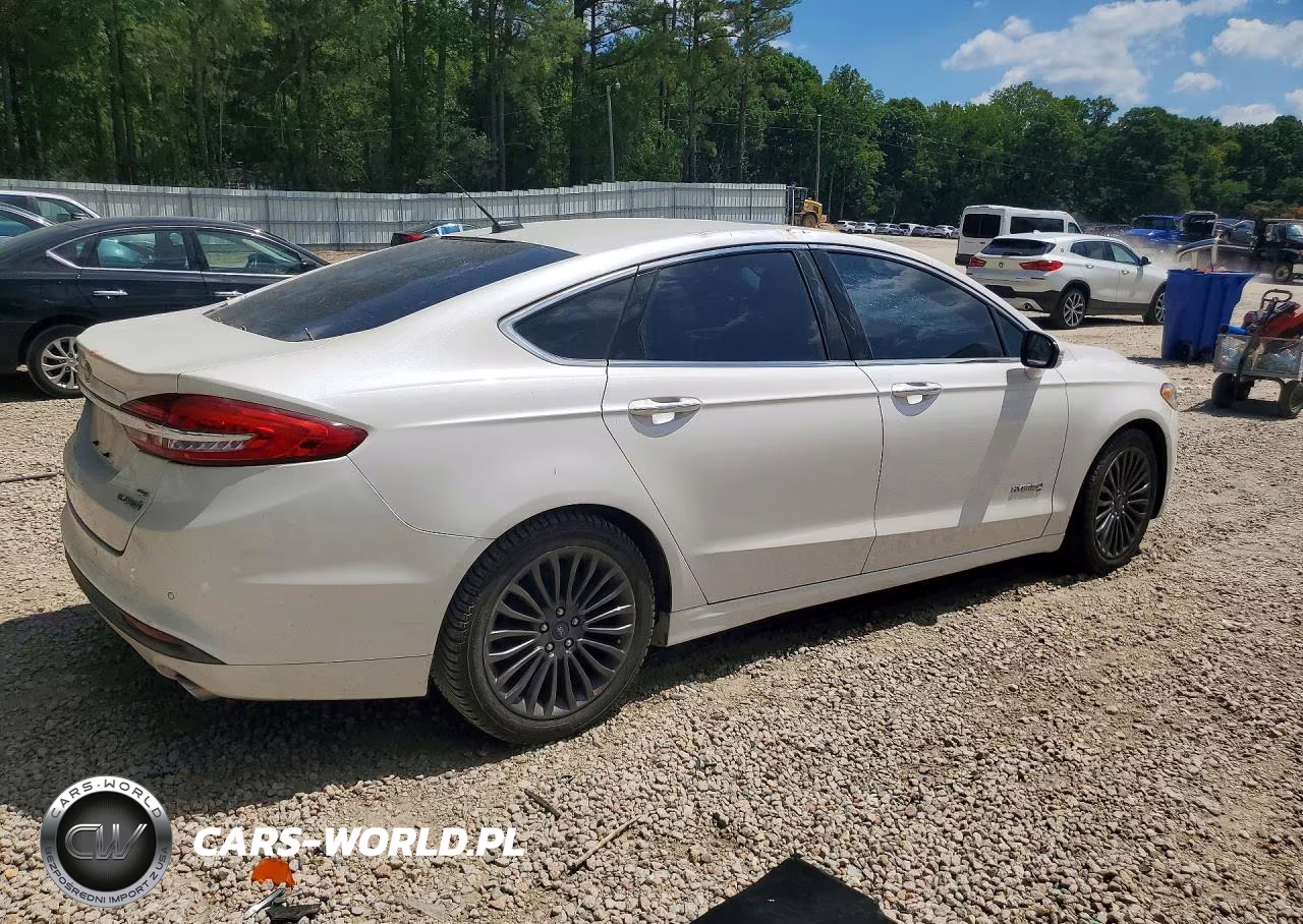 2017 Ford Fusion Se Hybrid VIN:3FA6P0LU8HR247787 - 3