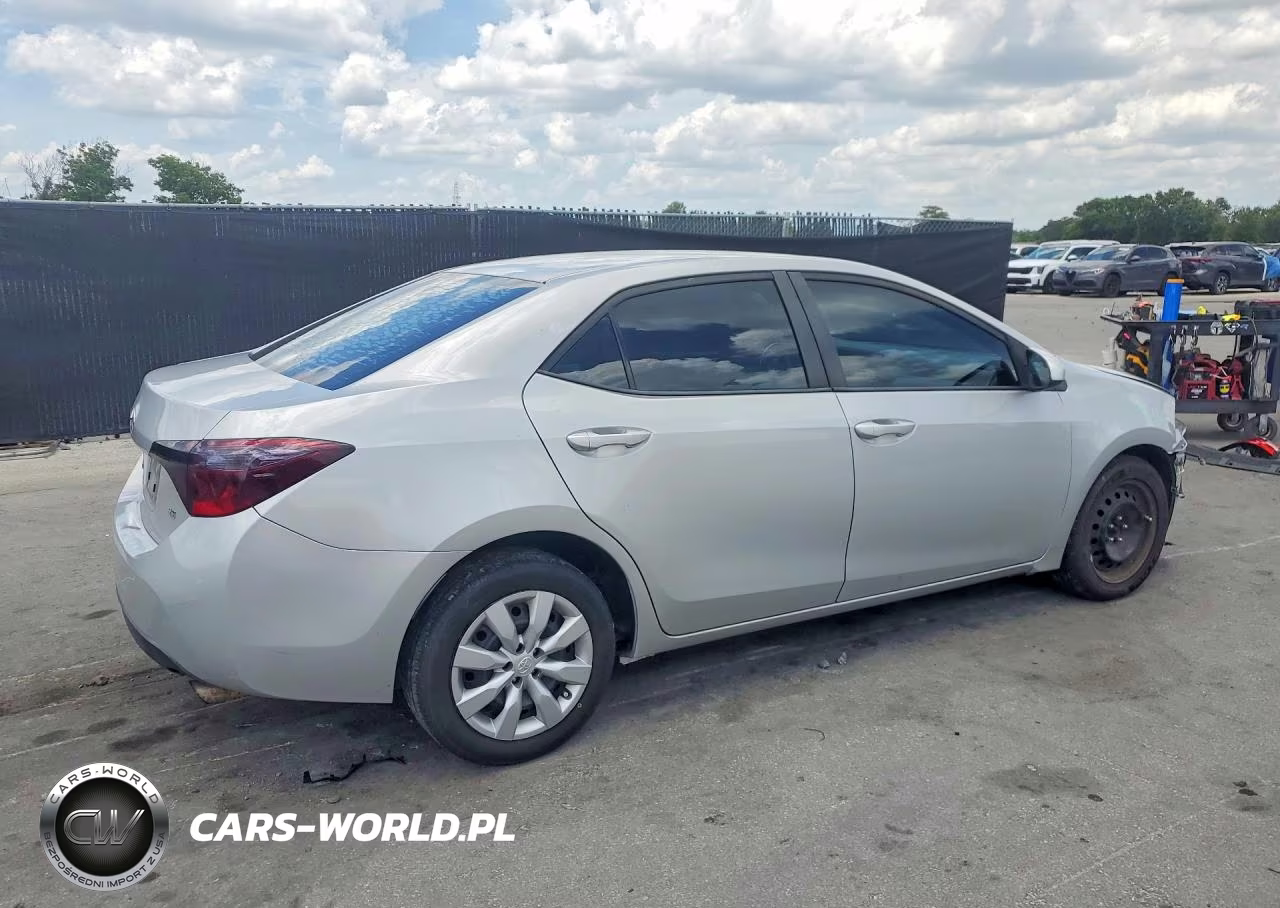 2014 Toyota Corolla Le VIN:2T1BURHE5EC011445 - 3