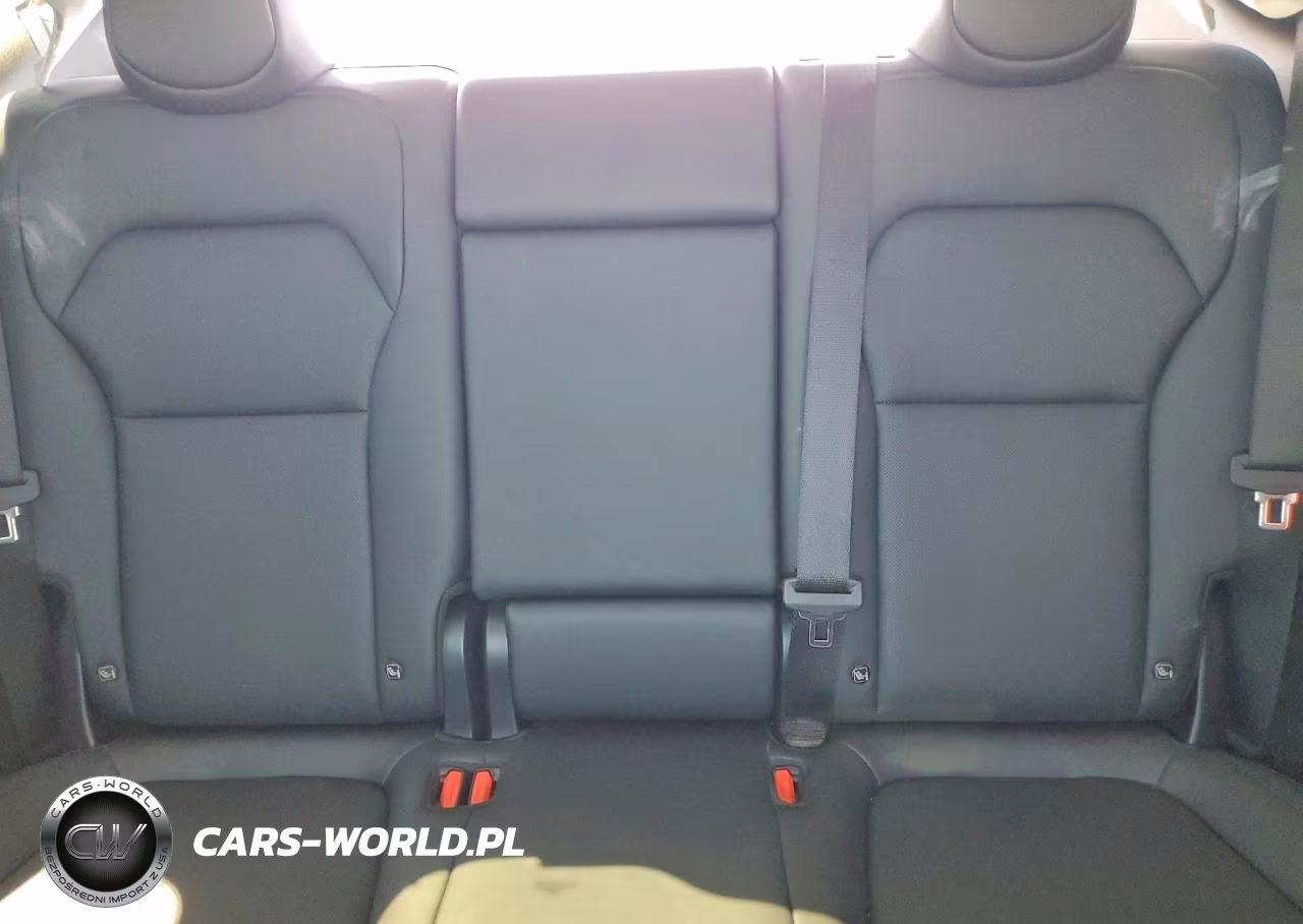 2026 Tesla Model Y VIN:7SAYGDED7TF388306 - 10