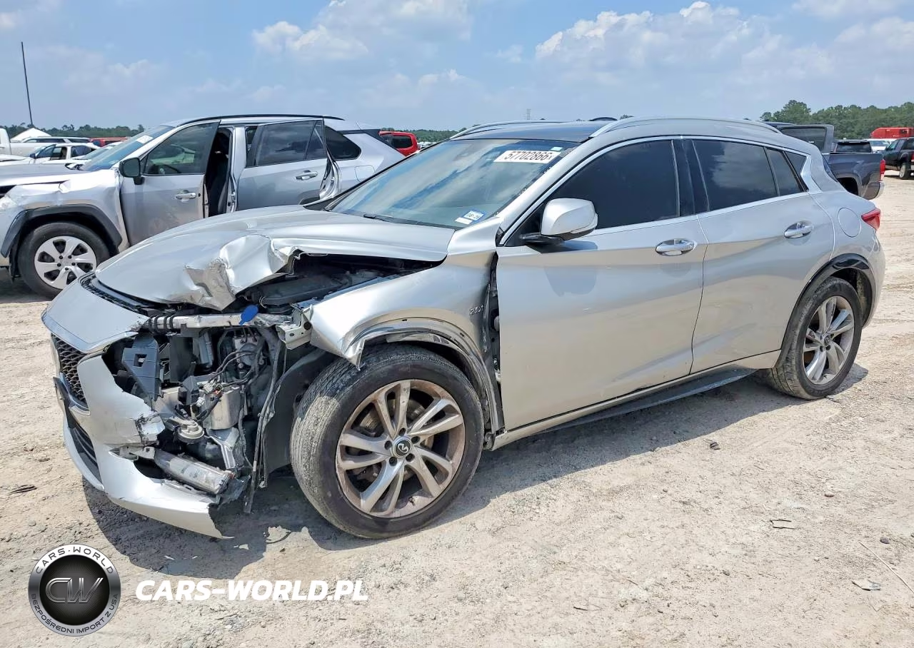 2017 INFINITI QX30 PREMIUM