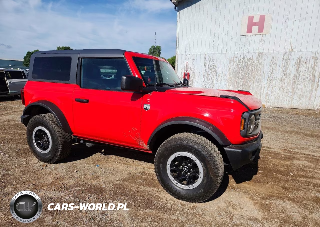 2023 Ford Bronco Base VIN:1FMDE5CH3PLC17287 - 4