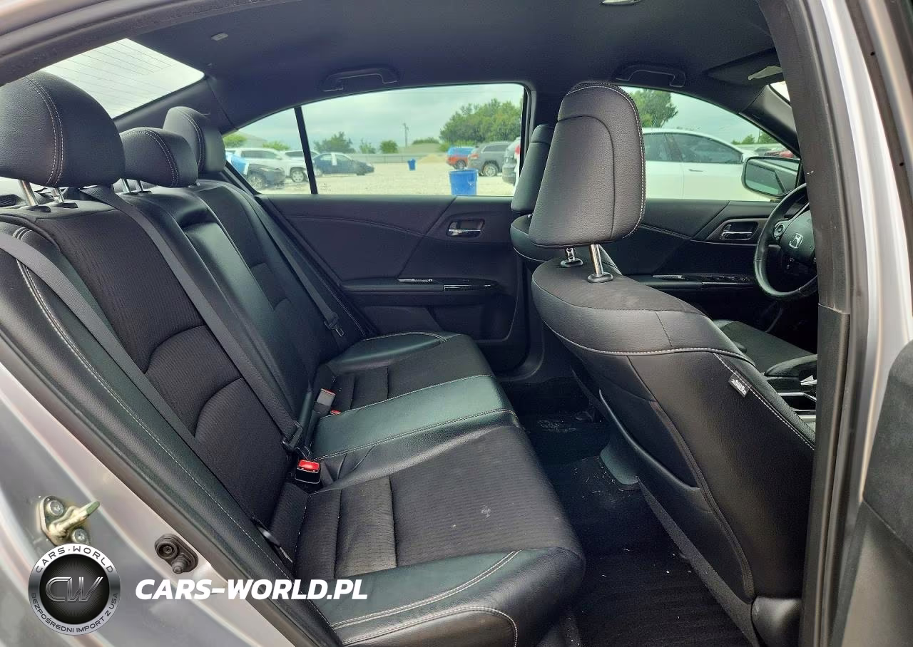 2017 Honda Accord Sport VIN:1HGCR2F58HA083041 - 10