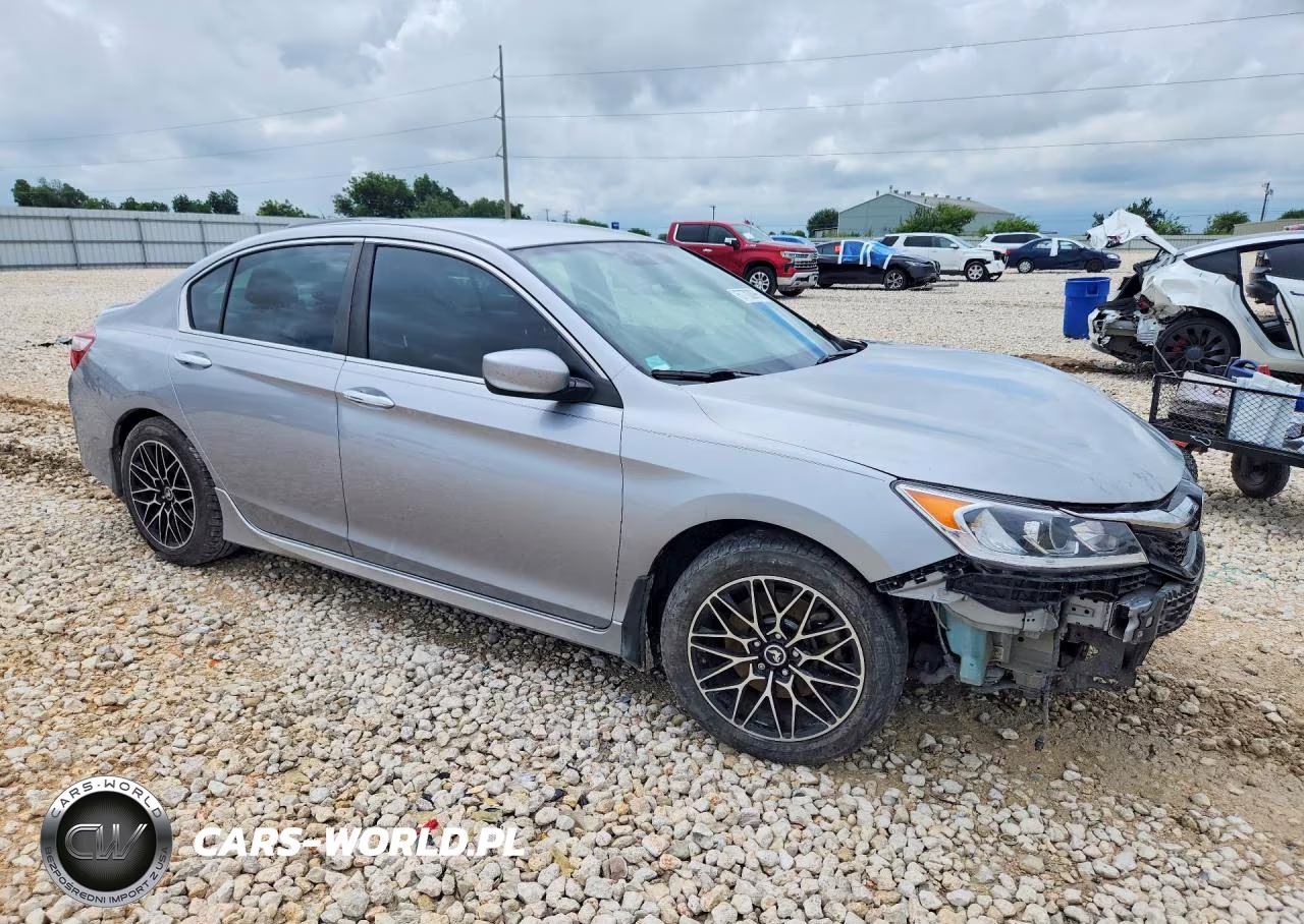 2017 Honda Accord Sport VIN:1HGCR2F58HA083041 - 4