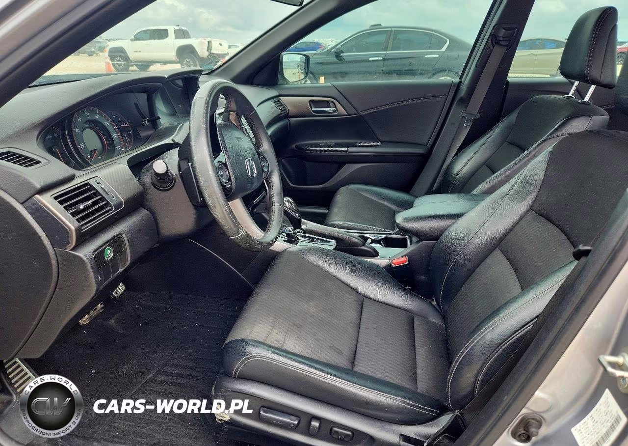 2017 Honda Accord Sport VIN:1HGCR2F58HA083041 - 7