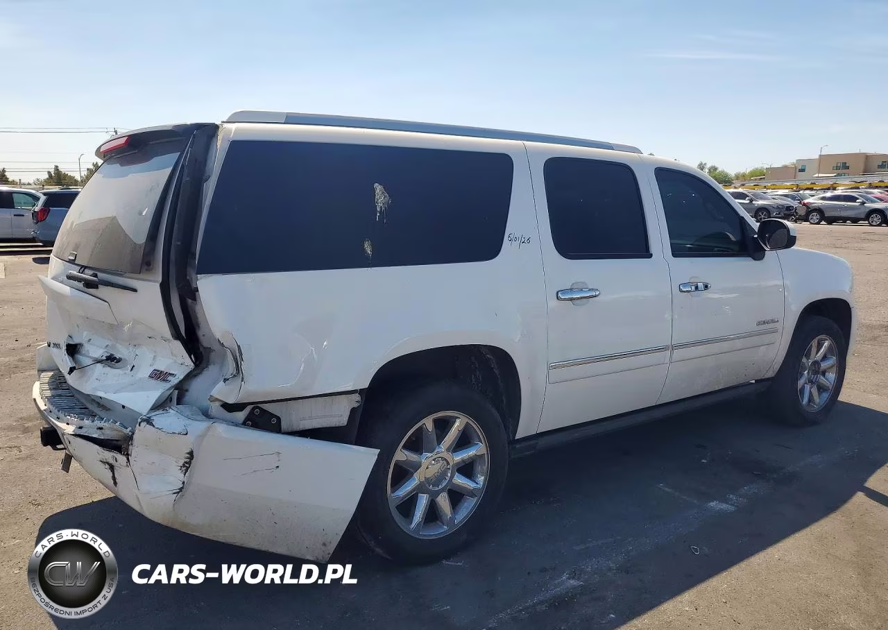 2014 GMC Yukon Xl Denali VIN:1GKS2MEF7ER106055 - 3