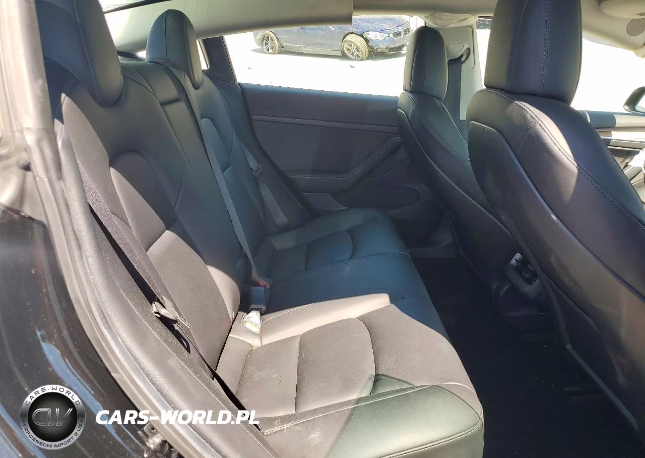 2021 Tesla Model 3 VIN:5YJ3E1EB4MF054570 - 10