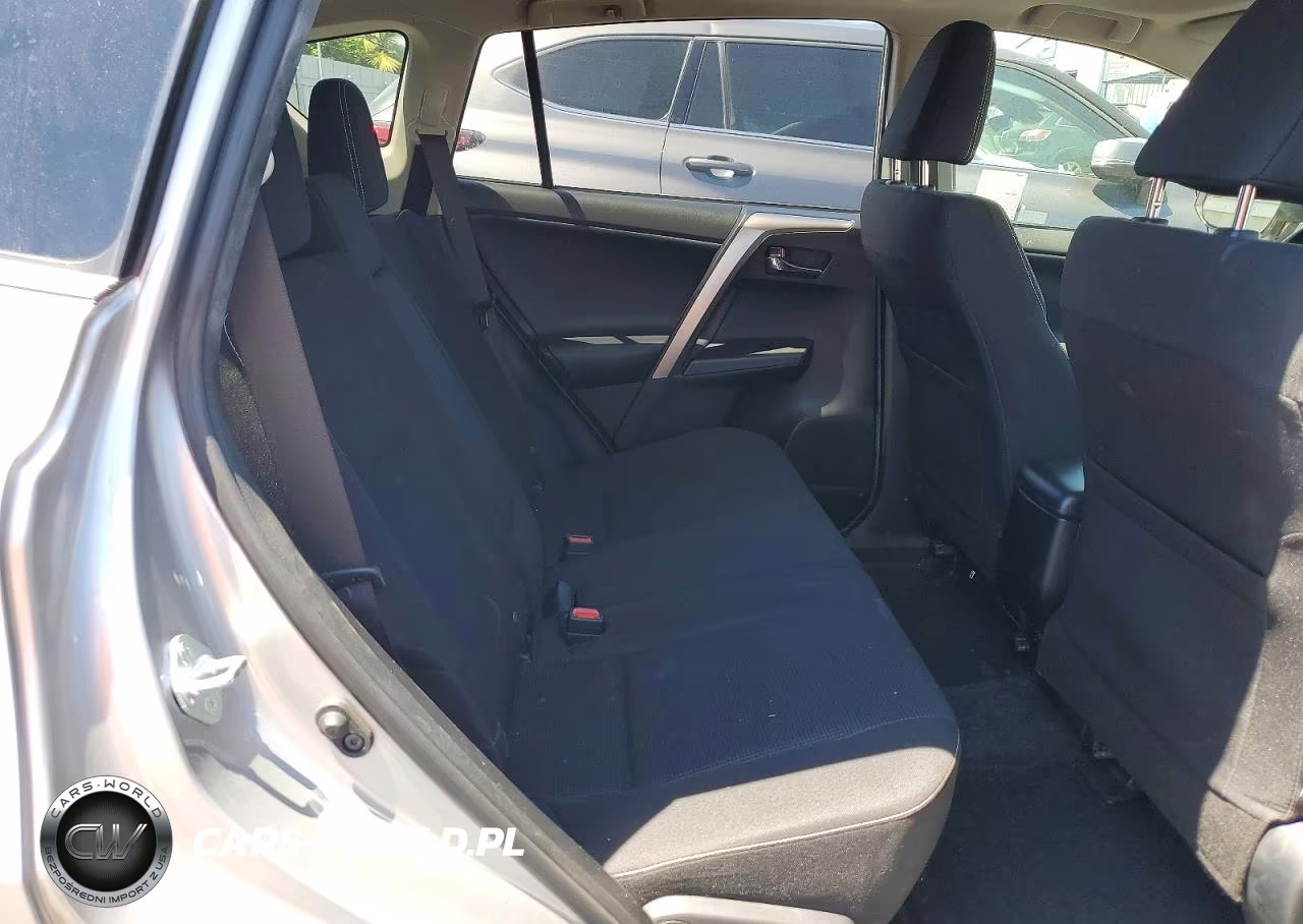 2018 Toyota Rav4 Xle VIN:JTMWFREV9JJ208634 - 11