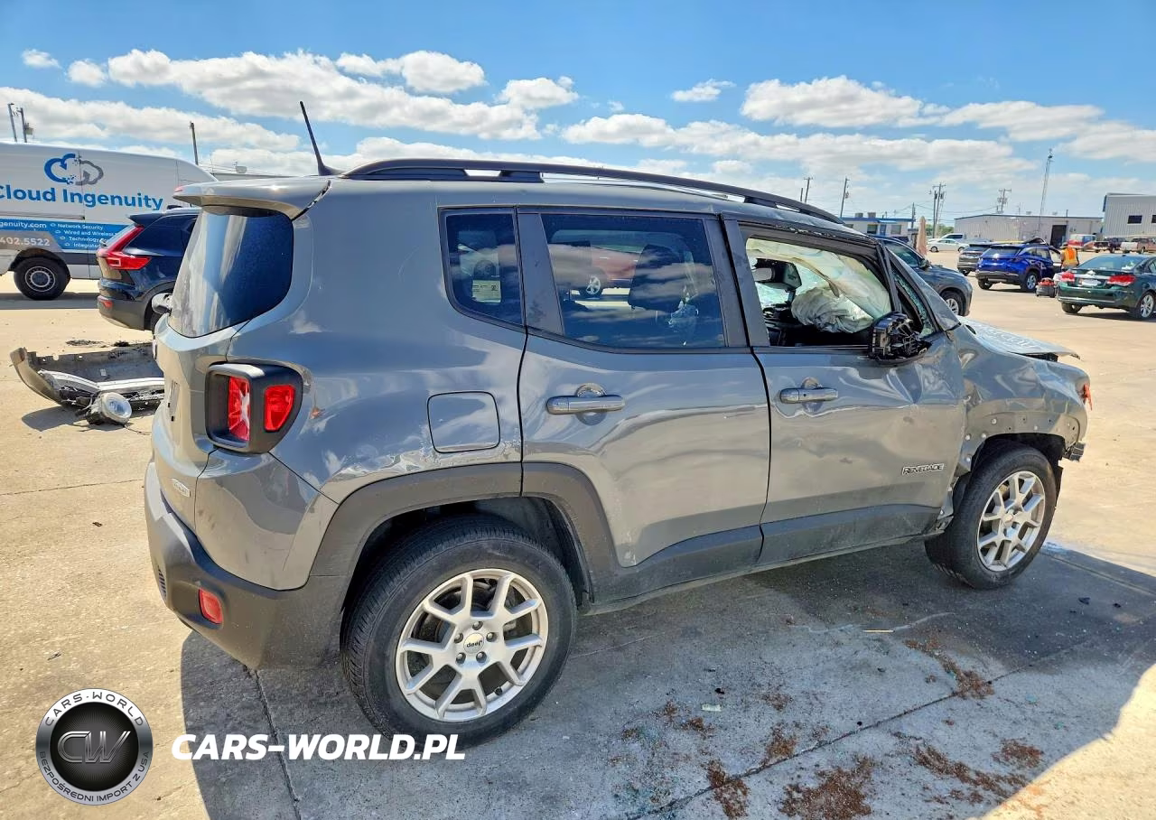 2022 Jeep Renegade Latitude VIN:ZACNJDB18NPN78992 - 3