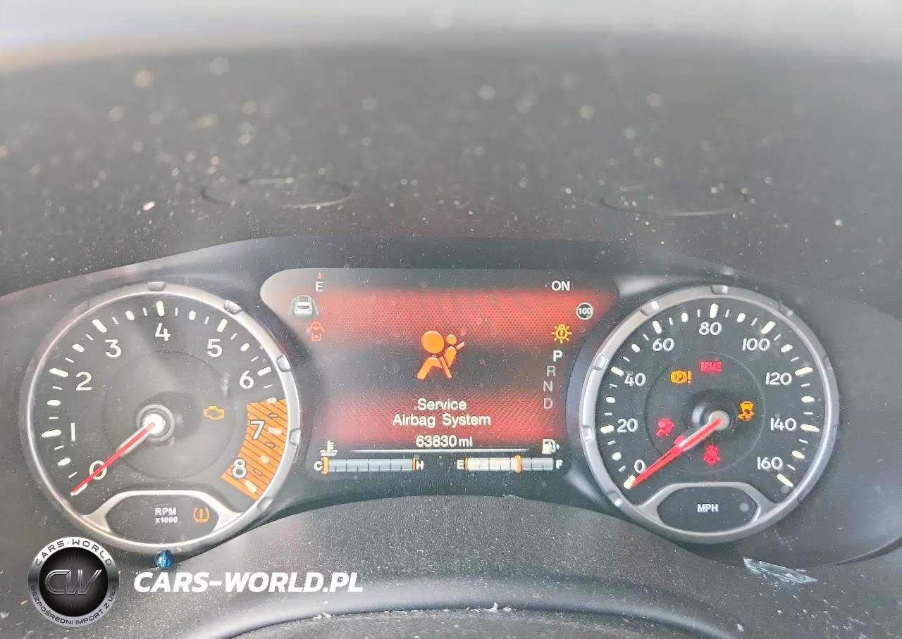 2022 Jeep Renegade Latitude VIN:ZACNJDB18NPN78992 - 9