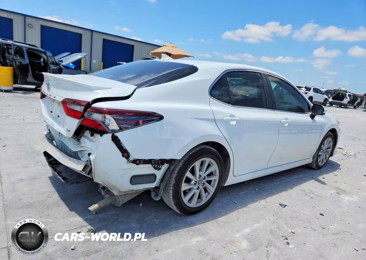 2023 Toyota Camry Le VIN:4T1C11AK5PU806480 - 3