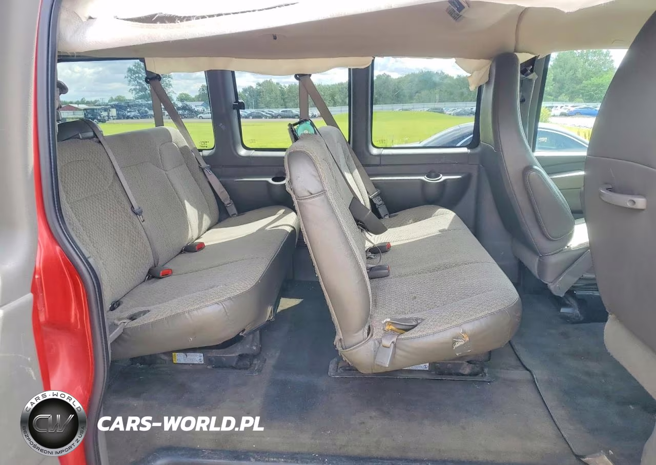 2010 Chevrolet Express G2500 Ls VIN:1GAZGPDG9A1160952 - 11