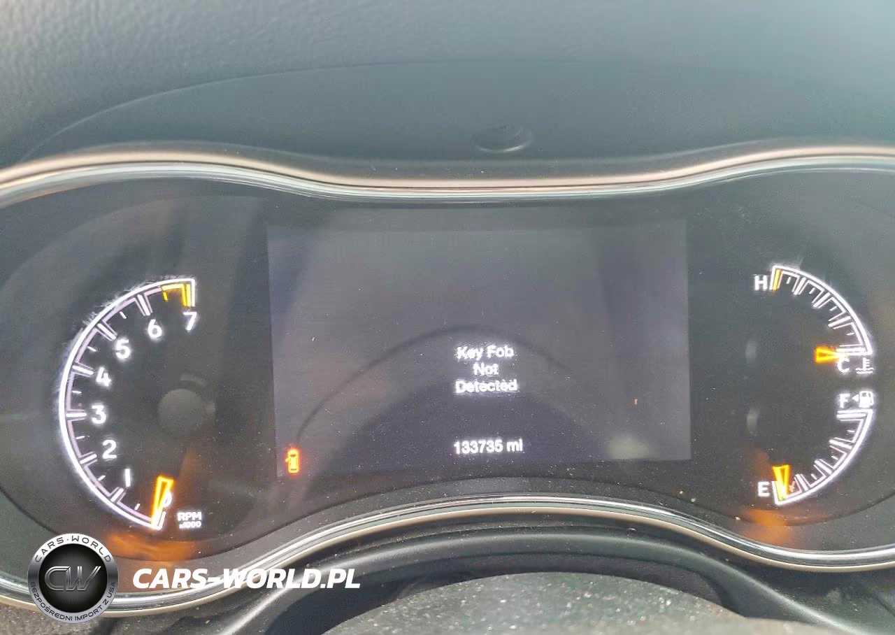 2016 Jeep Grand Cherokee Laredo VIN:1C4RJEAG8GC369274 - 9