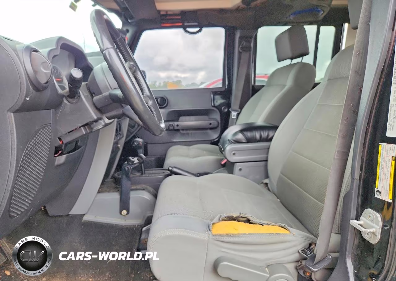 2007 Jeep Wrangler Sahara VIN:1J4GB59147L144851 - 7