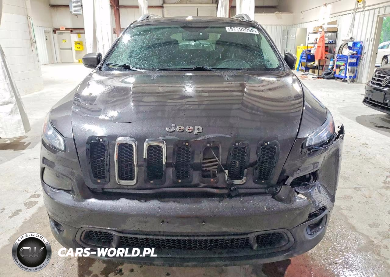 2016 Jeep Cherokee Latitude VIN:1C4PJMCS8GW359961 - 5