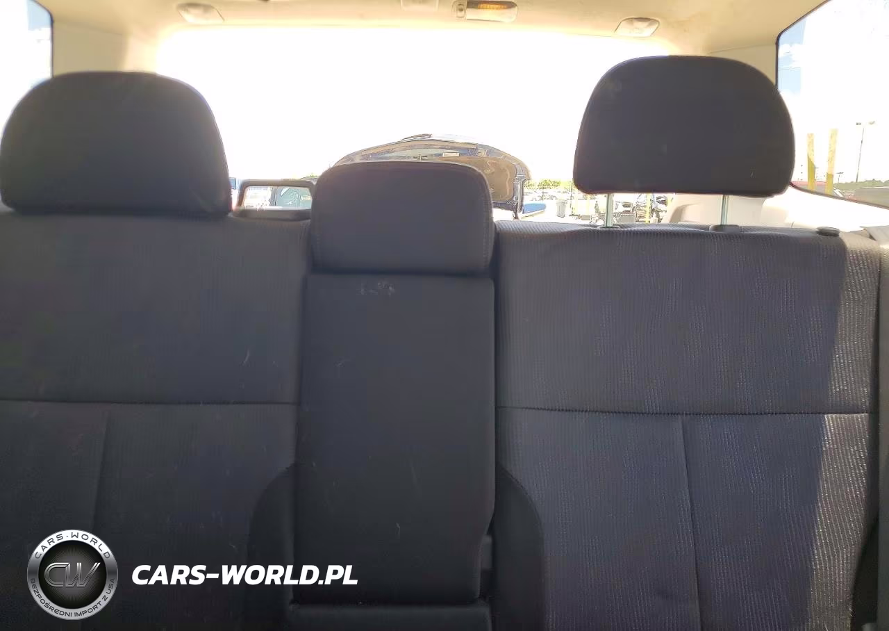 2010 Subaru Forester 2.5X Premium VIN:JF2SH6CCXAH901228 - 10