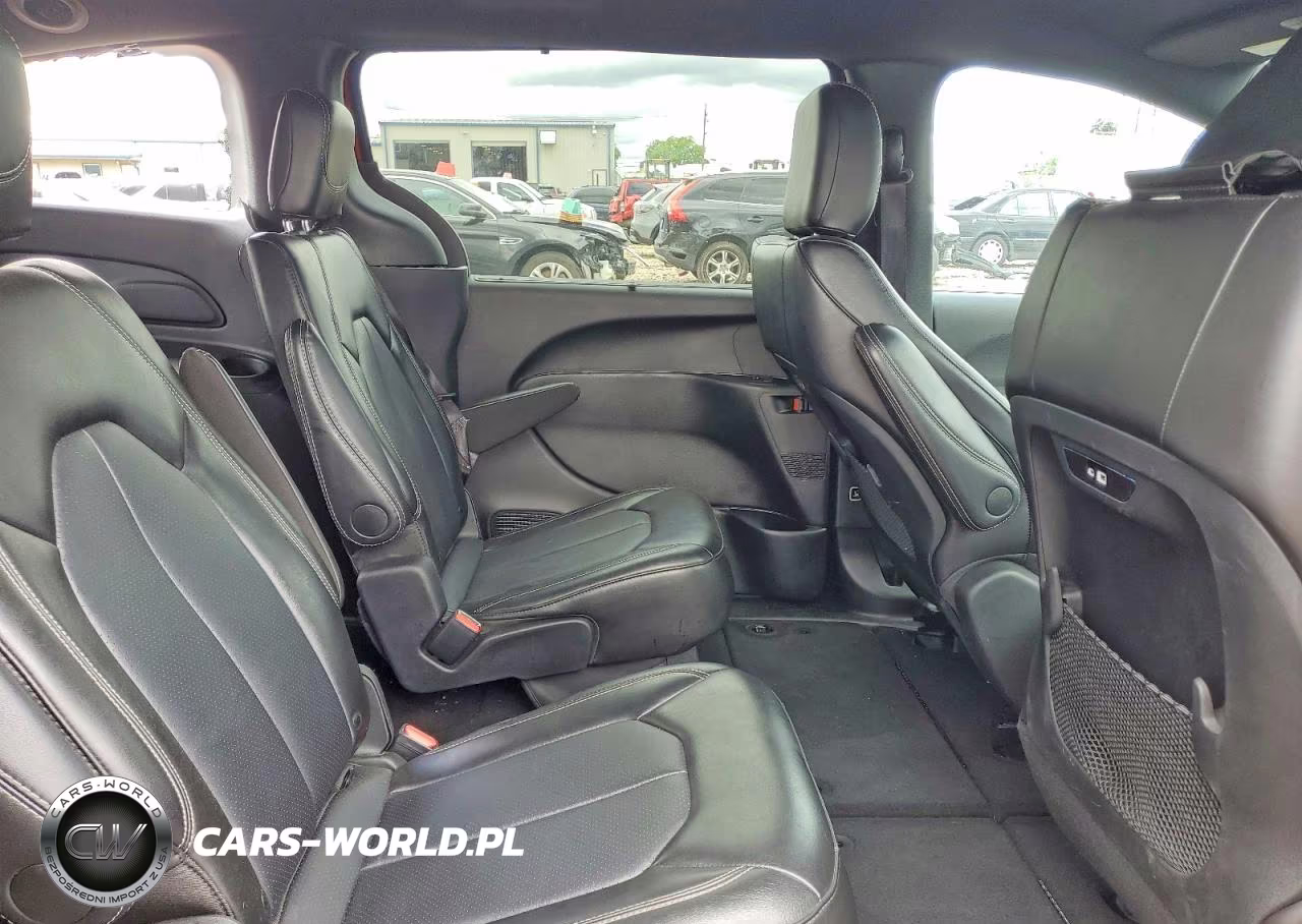 2025 Chrysler Pacifica Select VIN:2C4RC1BG1SR531361 - 11