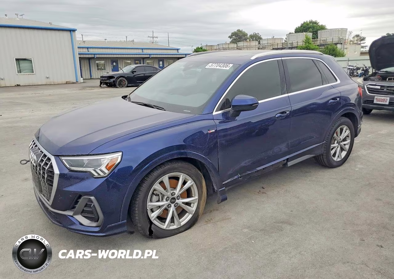 2022 Audi Q3 Premium Plus S Line 45 – zdjęcie 1 z 12