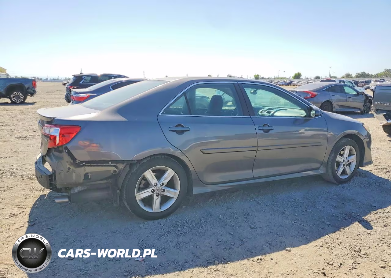 2013 Toyota Camry Se VIN:4T1BF1FK1DU266479 - 3