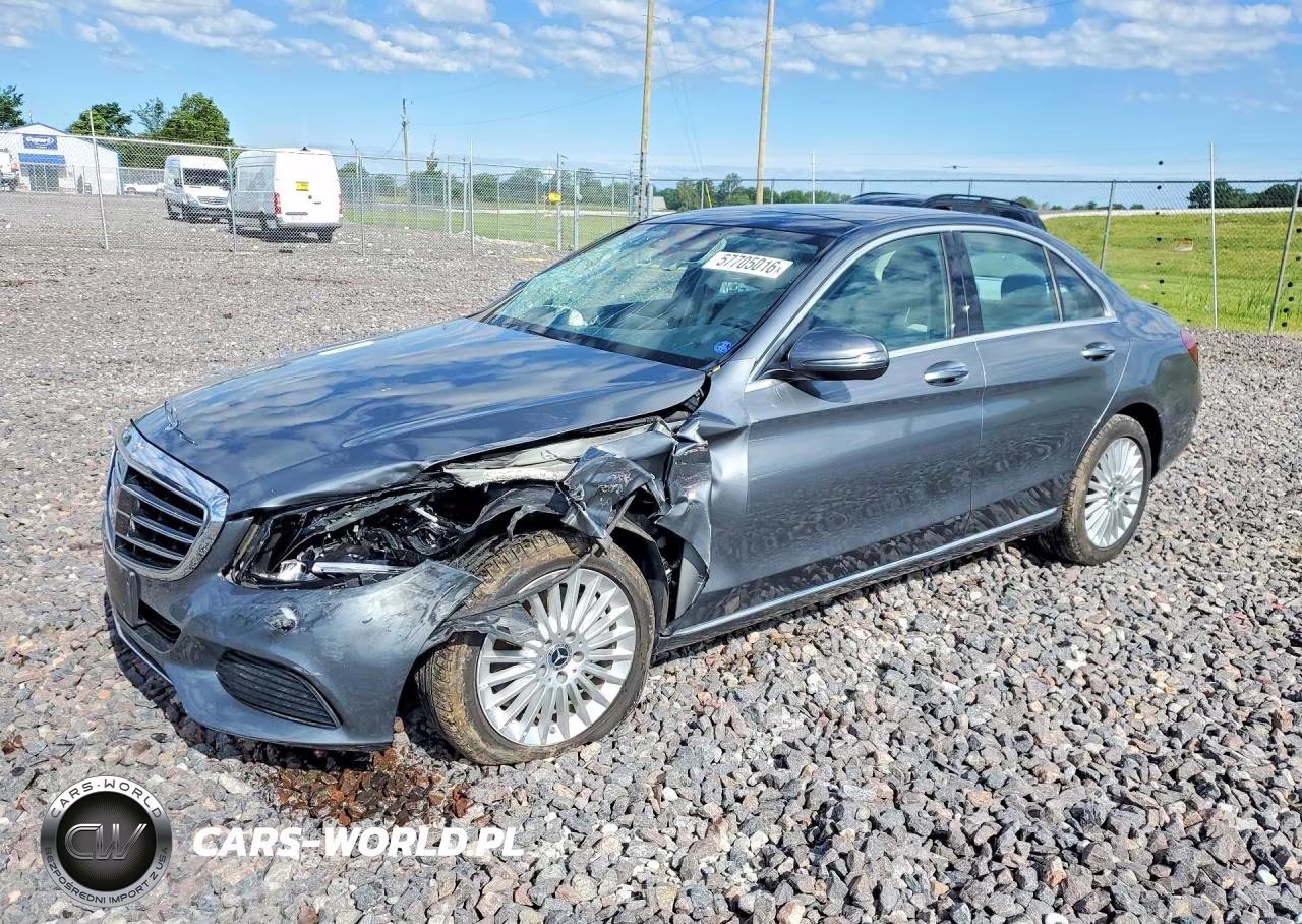 2017 Mercedes-Benz C 300 4Matic – zdjęcie 1 z 12