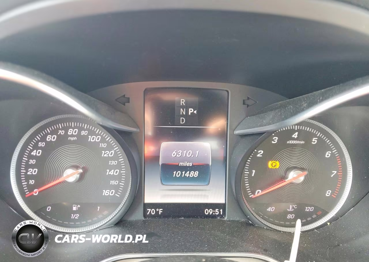 2017 Mercedes-Benz C 300 4Matic VIN:55SWF4KB5HU223273 - 9
