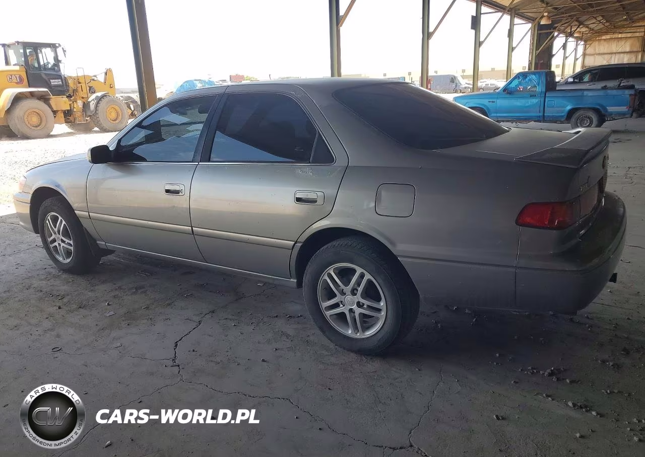 2001 Toyota Camry Le VIN:JT2BG28K510602392 - 2