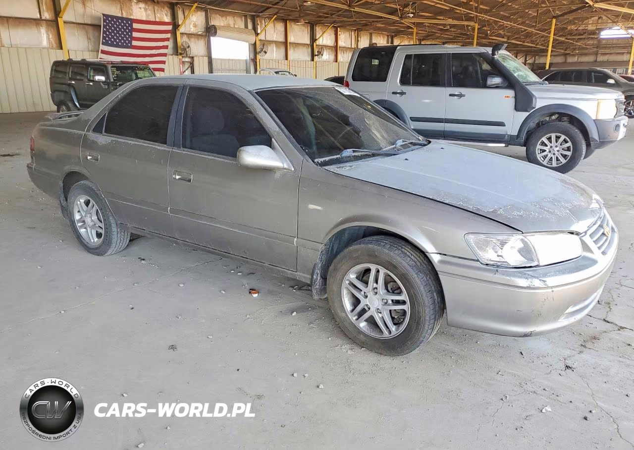 2001 Toyota Camry Le VIN:JT2BG28K510602392 - 4
