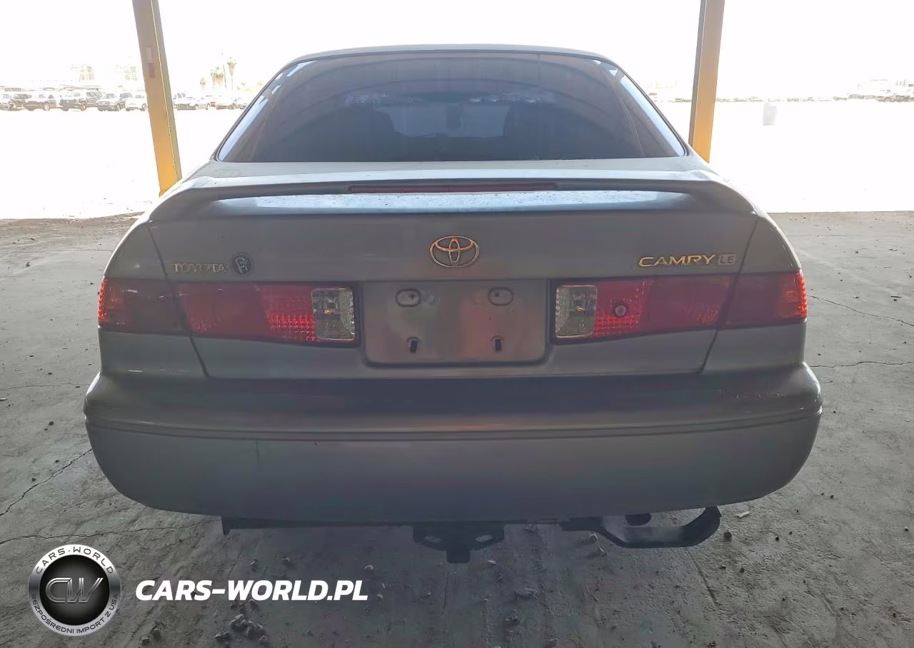 2001 Toyota Camry Le VIN:JT2BG28K510602392 - 6