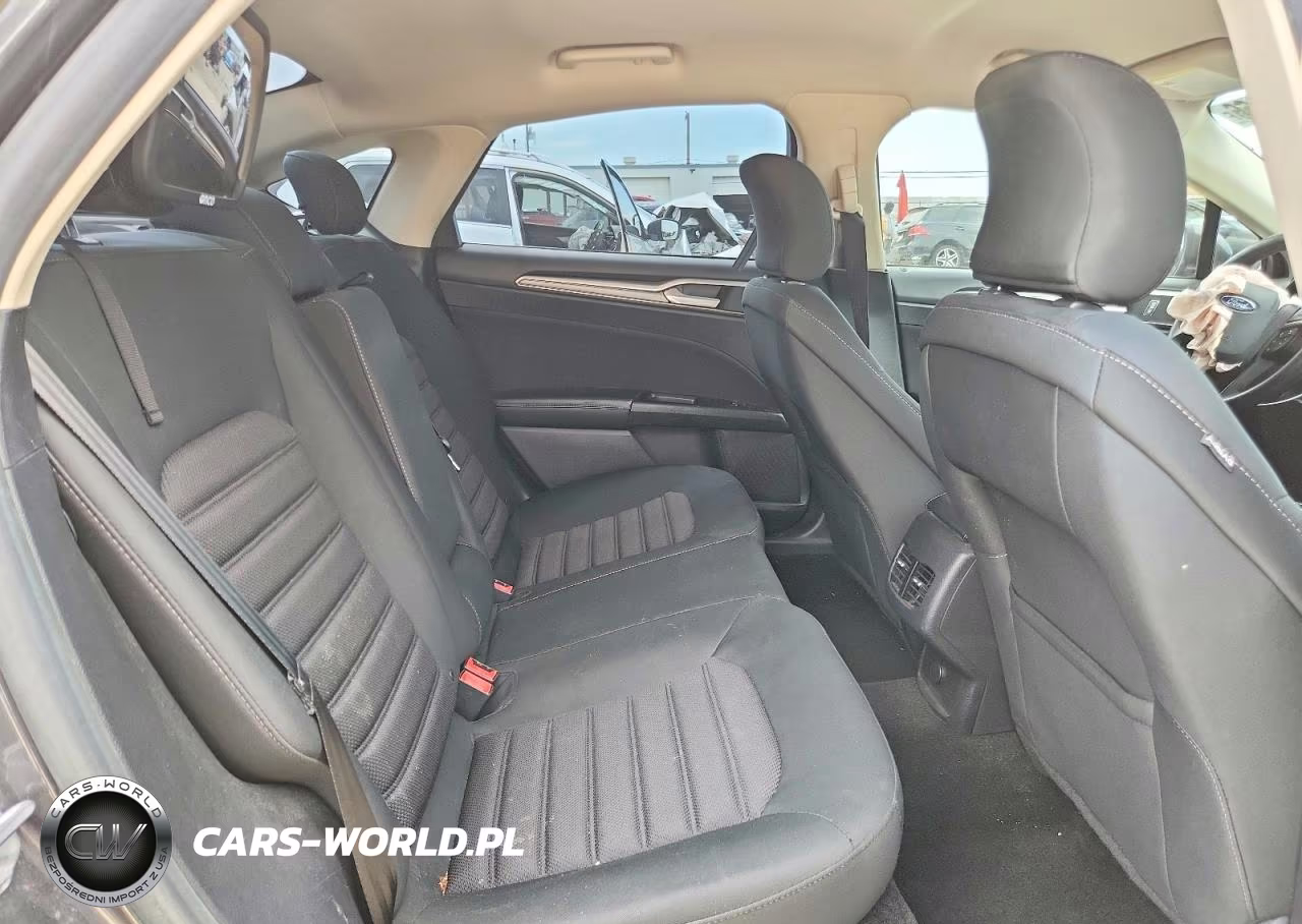 2017 Ford Fusion Se VIN:3FA6P0H79HR397829 - 10