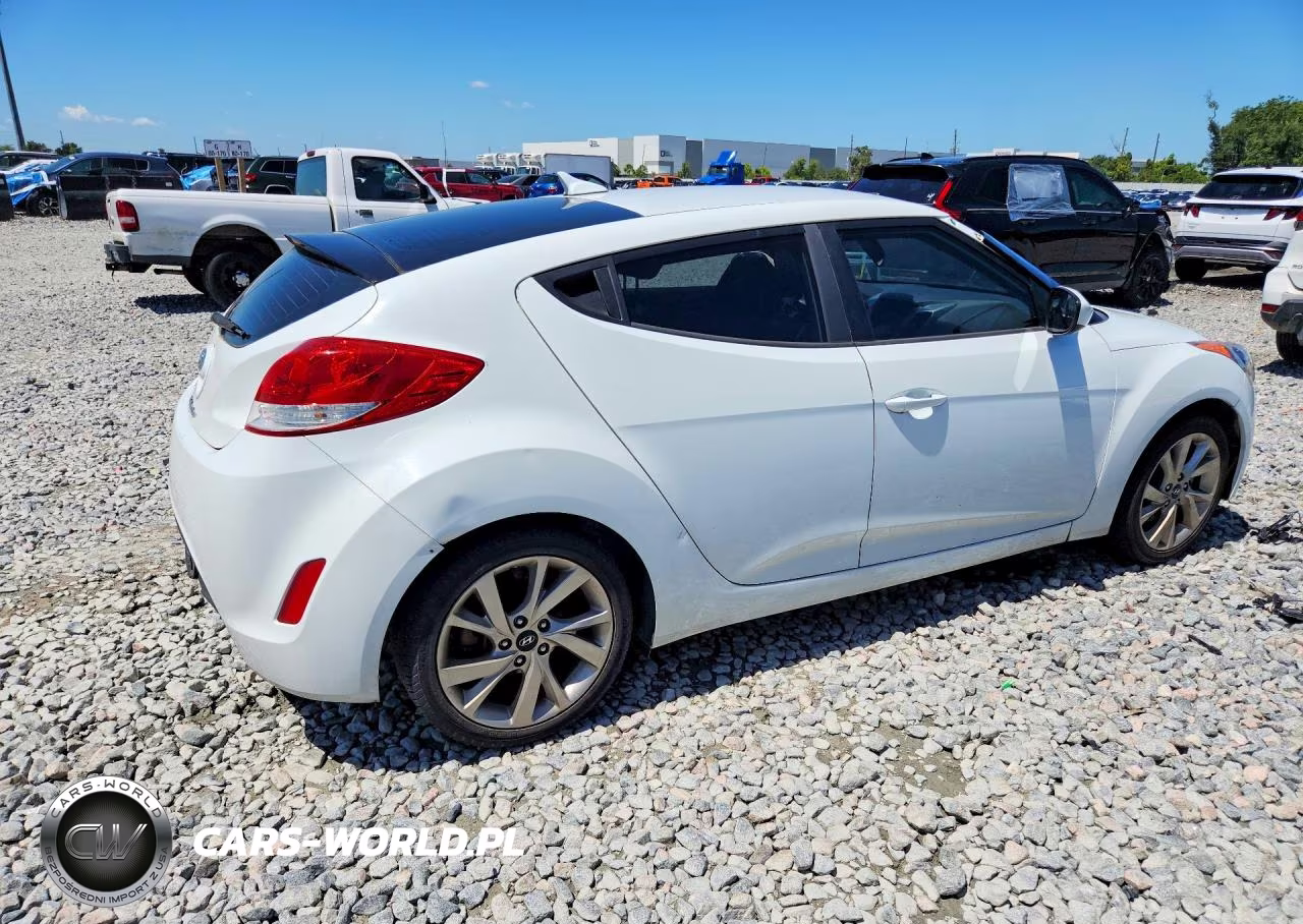 2016 Hyundai Veloster Base VIN:KMHTC6AD1GU269678 - 3