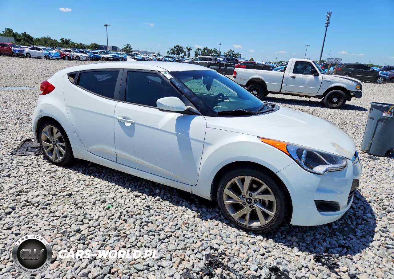 2016 Hyundai Veloster Base VIN:KMHTC6AD1GU269678 - 4