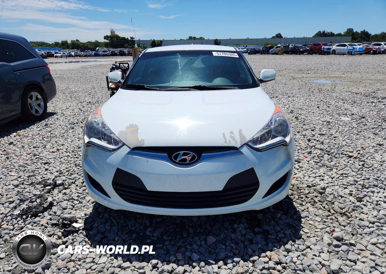 2016 Hyundai Veloster Base VIN:KMHTC6AD1GU269678 - 5