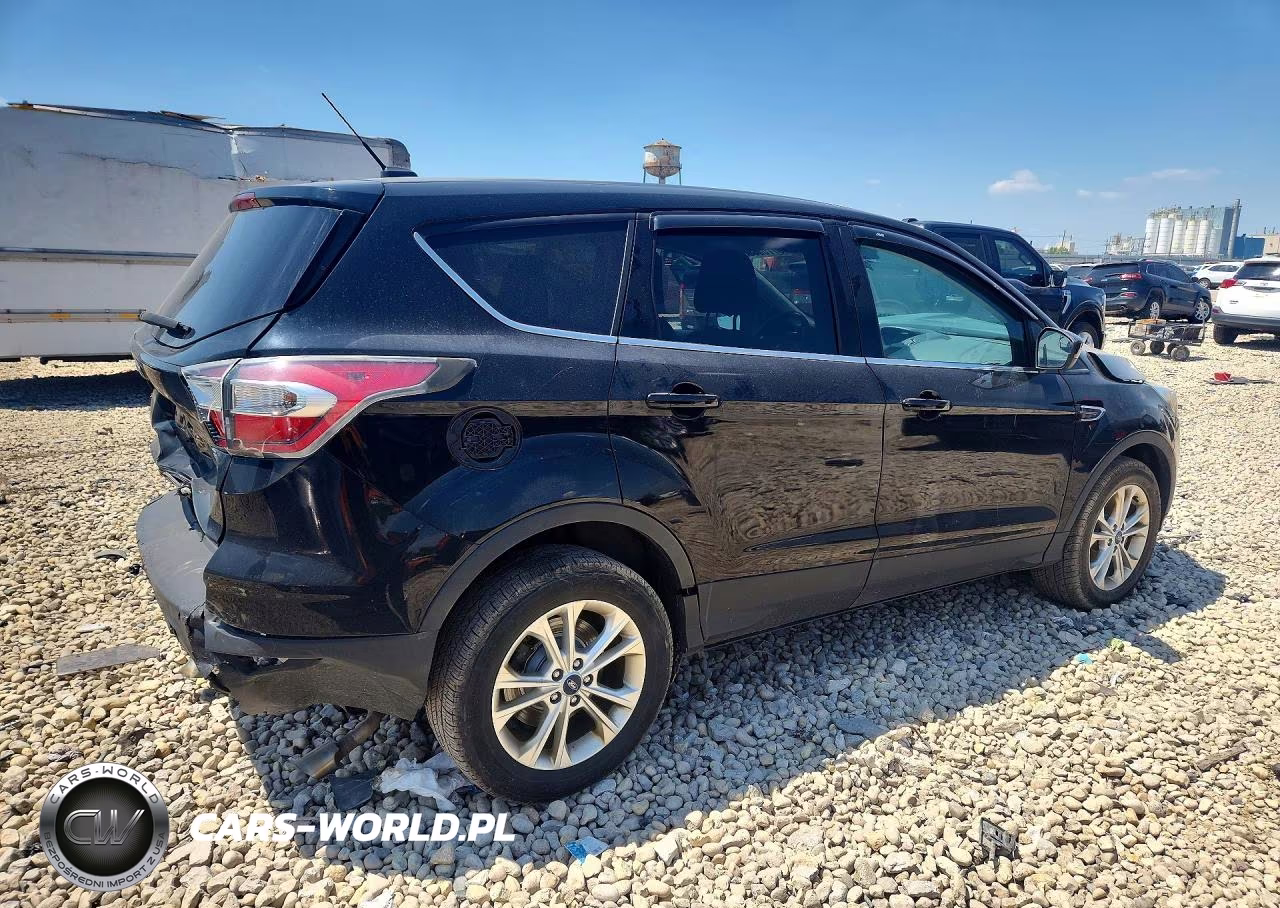 2017 Ford Escape VIN:1FMCU0G95HUB20060 - 3