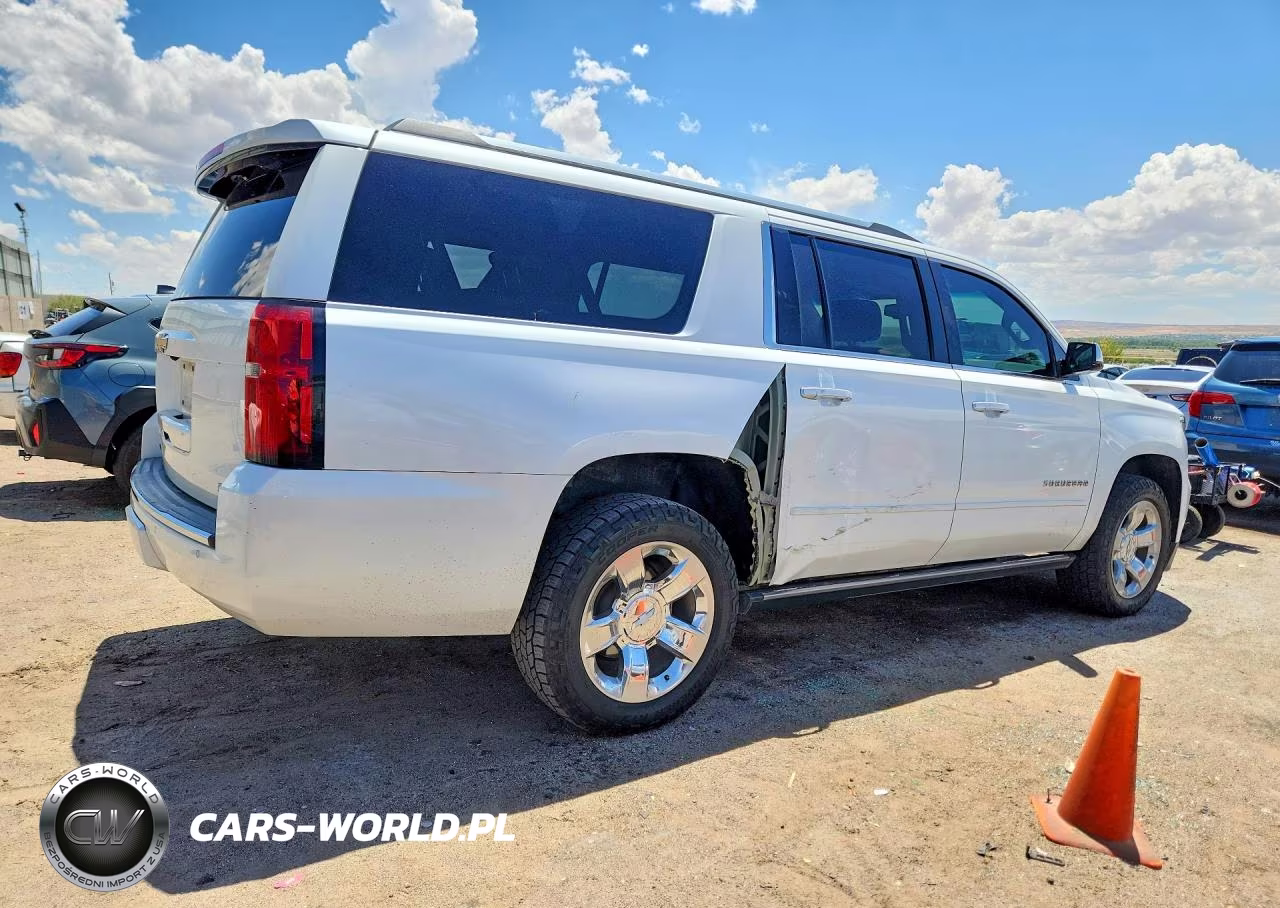 2017 Chevrolet Suburban C1500 Premier VIN:1GNSCJKC0HR200467 - 3
