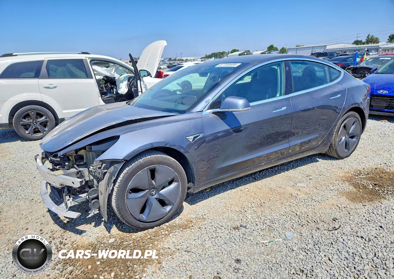 2019 Tesla Model 3 – zdjęcie 1 z 13