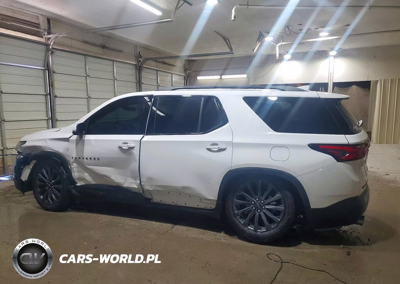 2022 Chevrolet Traverse Rs VIN:1GNEVJKW8NJ117283 - 2