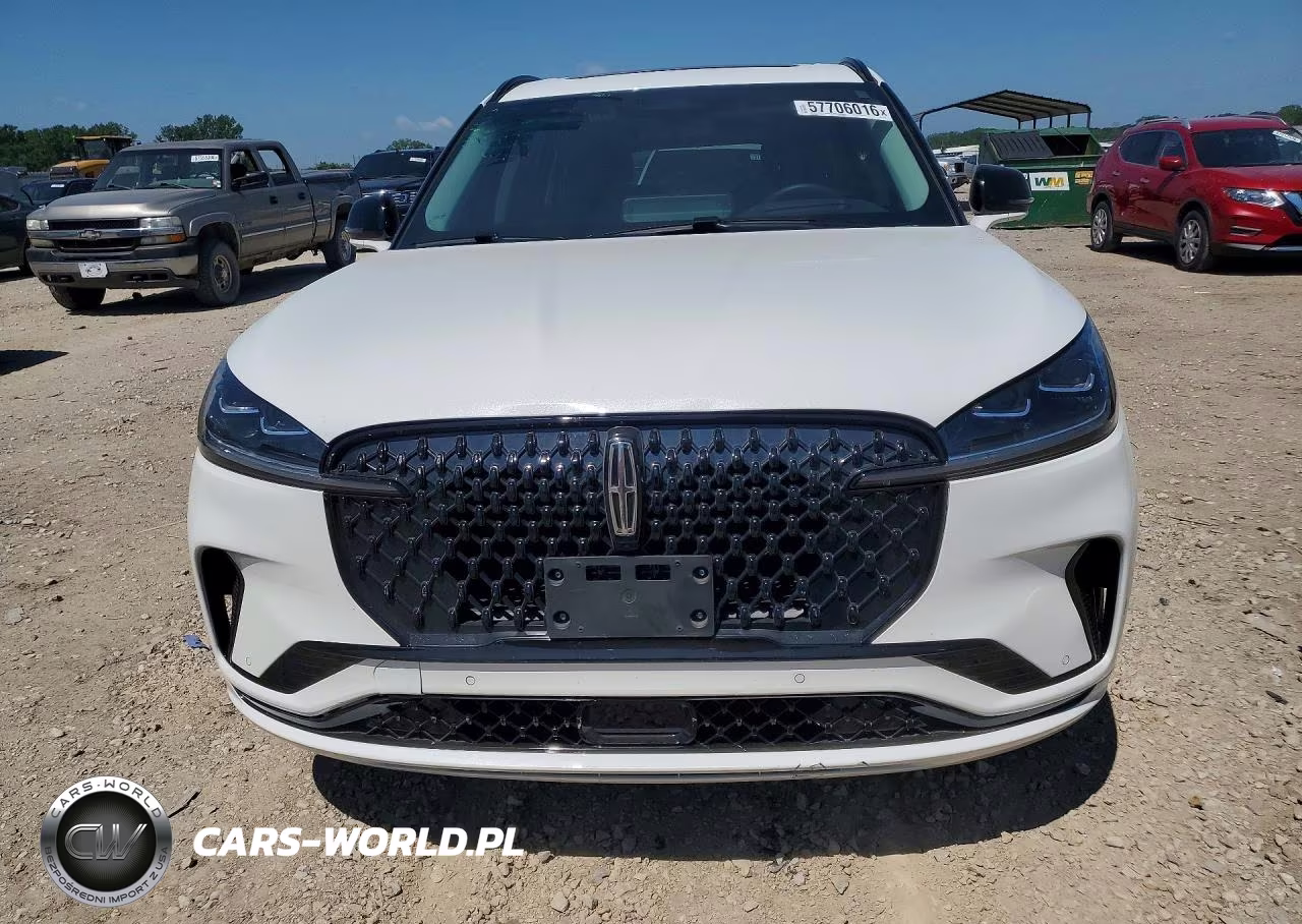 2025 Lincoln Aviator Reserve VIN:5LM5J7XC0SGL11815 - 5