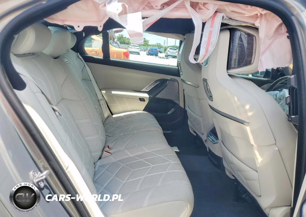2023 BMW 760 Xi VIN:WBA33EJ02PCL76964 - 10