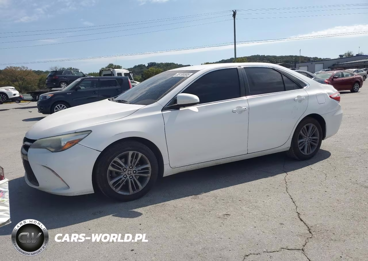 2015 Toyota Camry Le