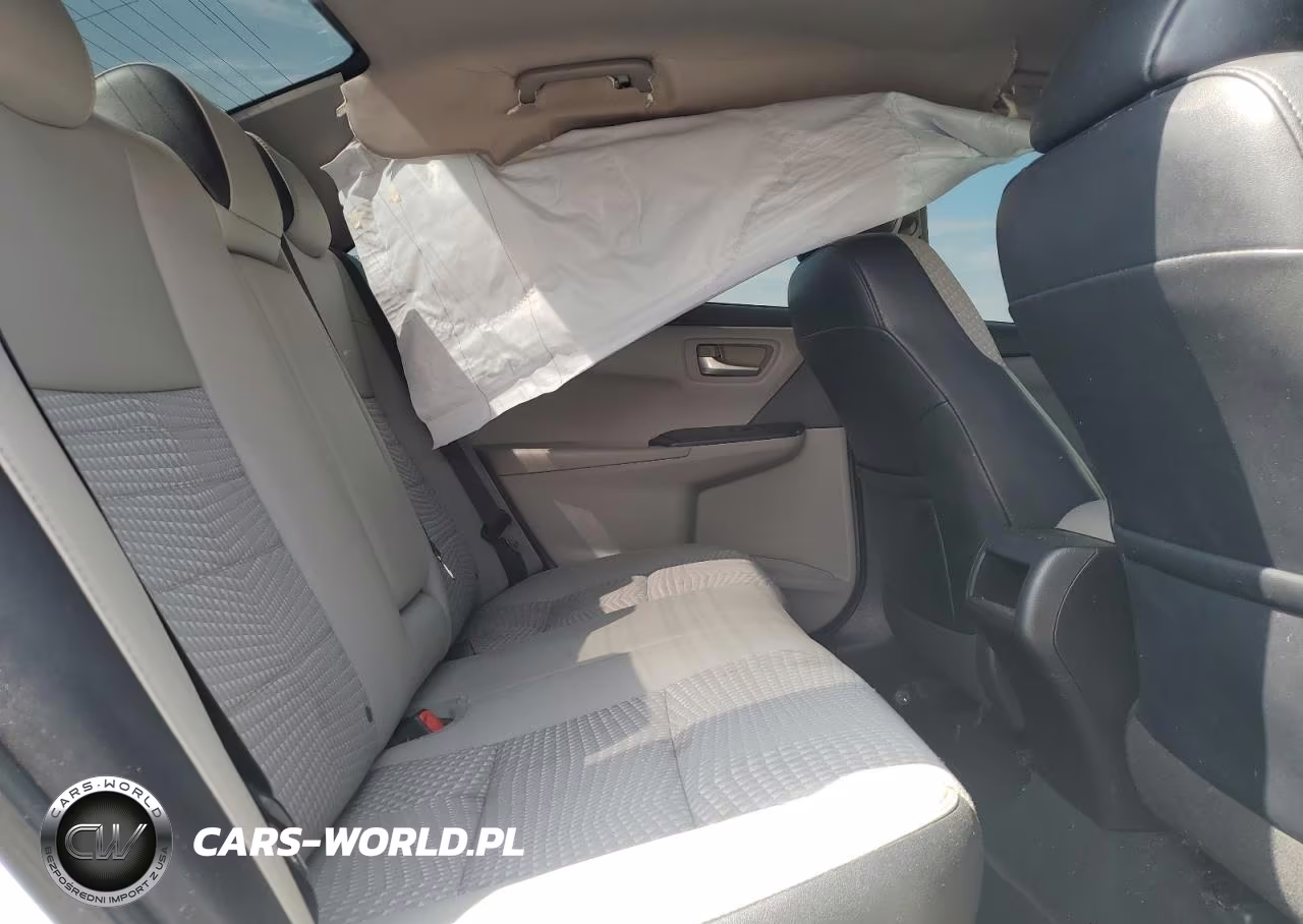 2015 Toyota Camry Le VIN:4T1BF1FK2FU109918 - 10
