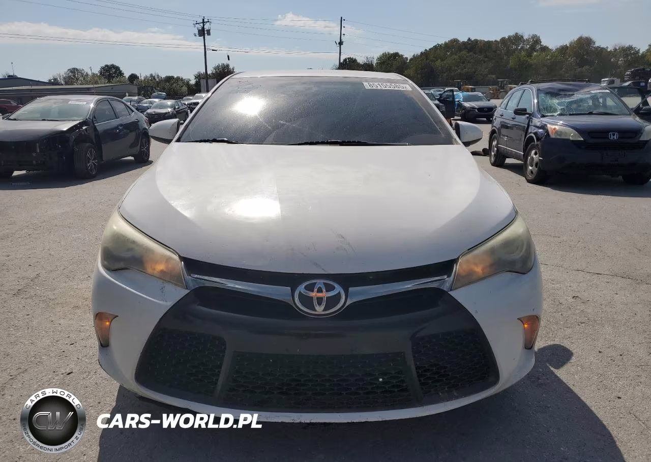 2015 Toyota Camry Le VIN:4T1BF1FK2FU109918 - 5