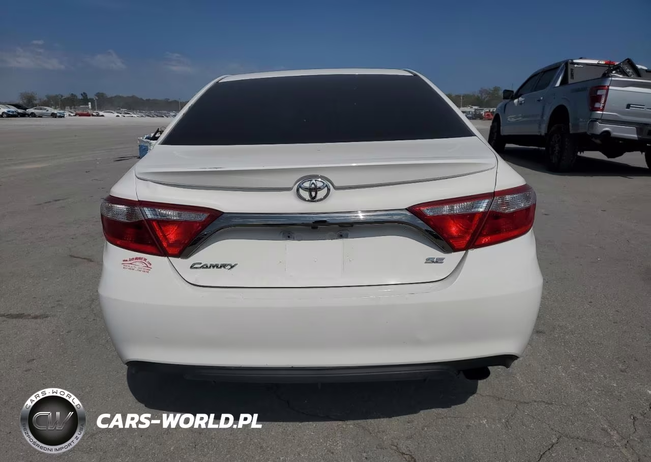 2015 Toyota Camry Le VIN:4T1BF1FK2FU109918 - 6