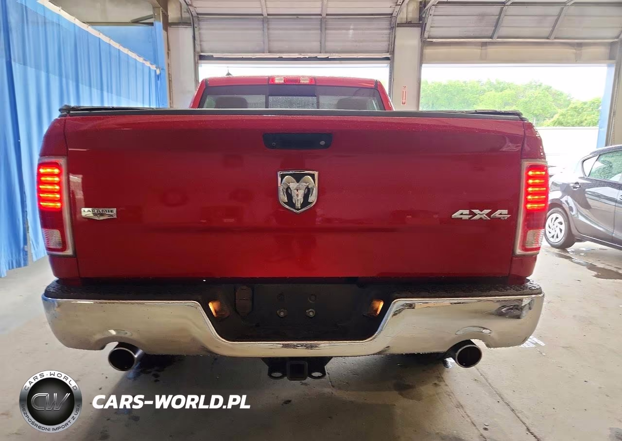2016 Ram 1500 Laramie VIN:1C6RR7NT5GS399292 - 6